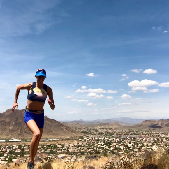 Meet your Posher, Danielle - Picture 2 of 4